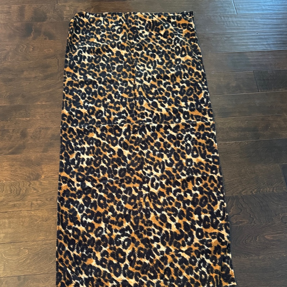 Set of Six (6) Leopard Print Cotton Towels - Picture 4 of 7